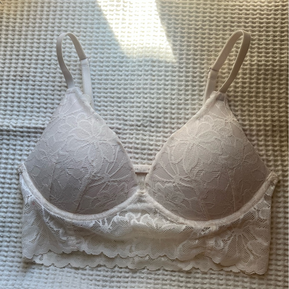 PINK White Lace Padded Bralette in Size XS